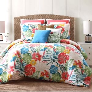 Oceanfront Resort Coco Paradise King Duvet Set